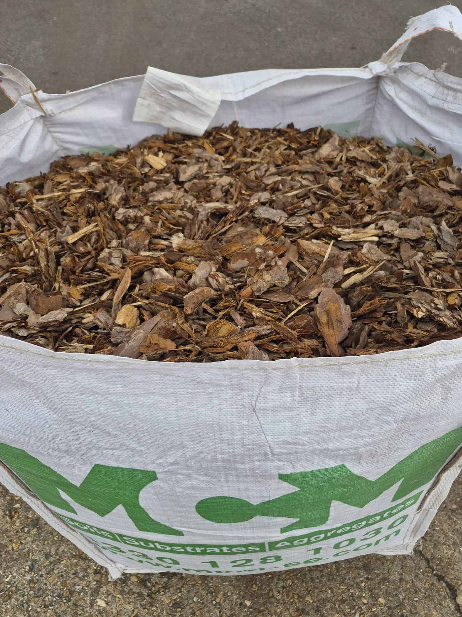 MCM Pine Ornamental Play Bark Bagged MCM Pine Ornamental Play Bark Bagged